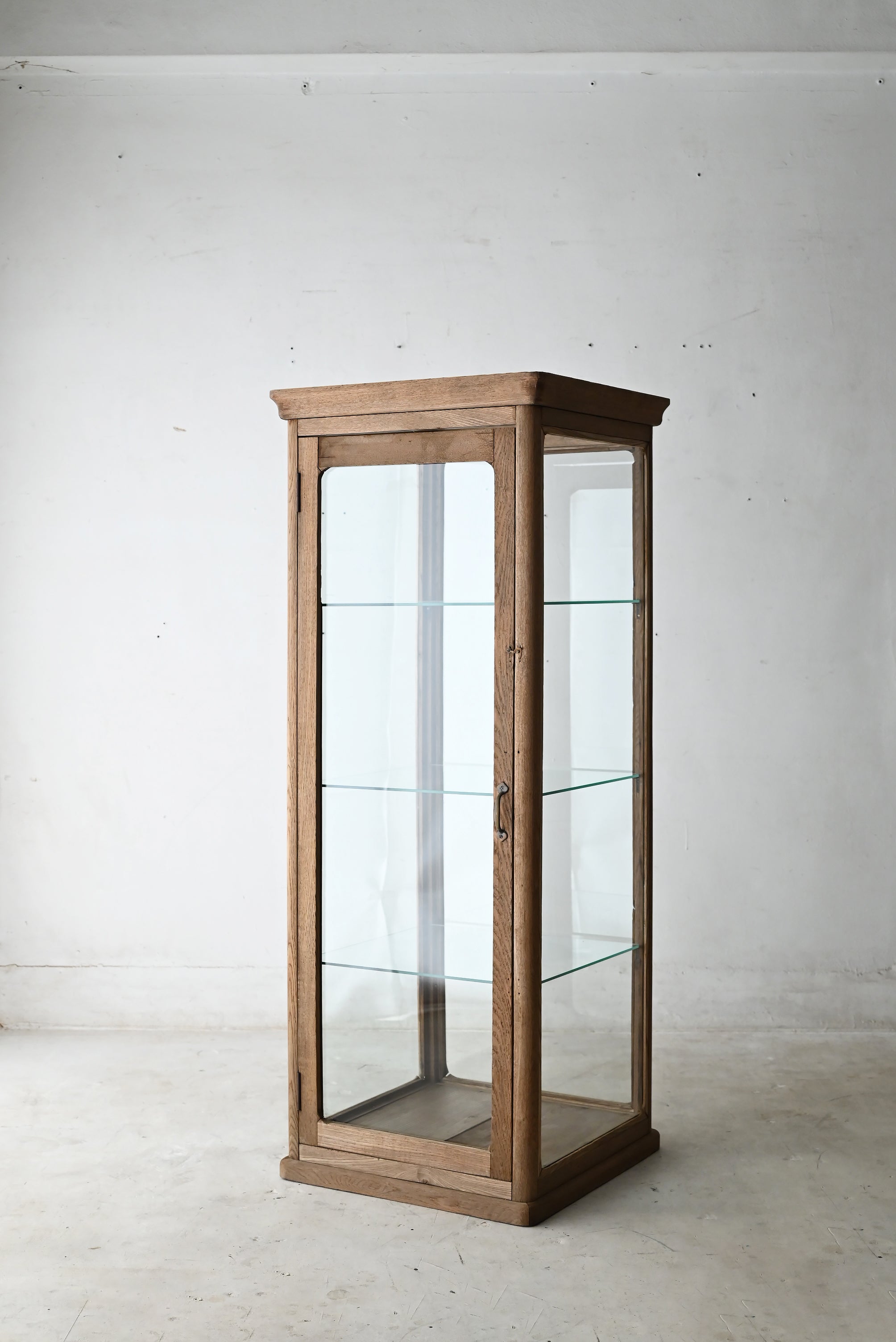 ハンドメイド　ショーケース　 H=1200 W=700 D=450 ハンドメイド ショーケース H=1200 W=700 D=450