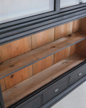 画像をギャラリービューアに読み込む, とても大きな飾り棚