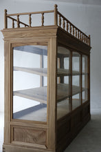 画像をギャラリービューアに読み込む, 大きなショーケース