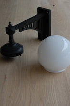 画像をギャラリービューアに読み込む, ブラケットライト 乳白ガラス