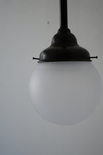 画像をギャラリービューアに読み込む, 鶴首のブラケットライト 磨りガラス