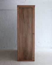 画像をギャラリービューアに読み込む, 大きな飾り棚
