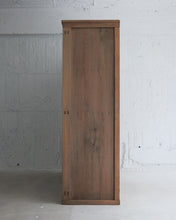 画像をギャラリービューアに読み込む, 大きな飾り棚
