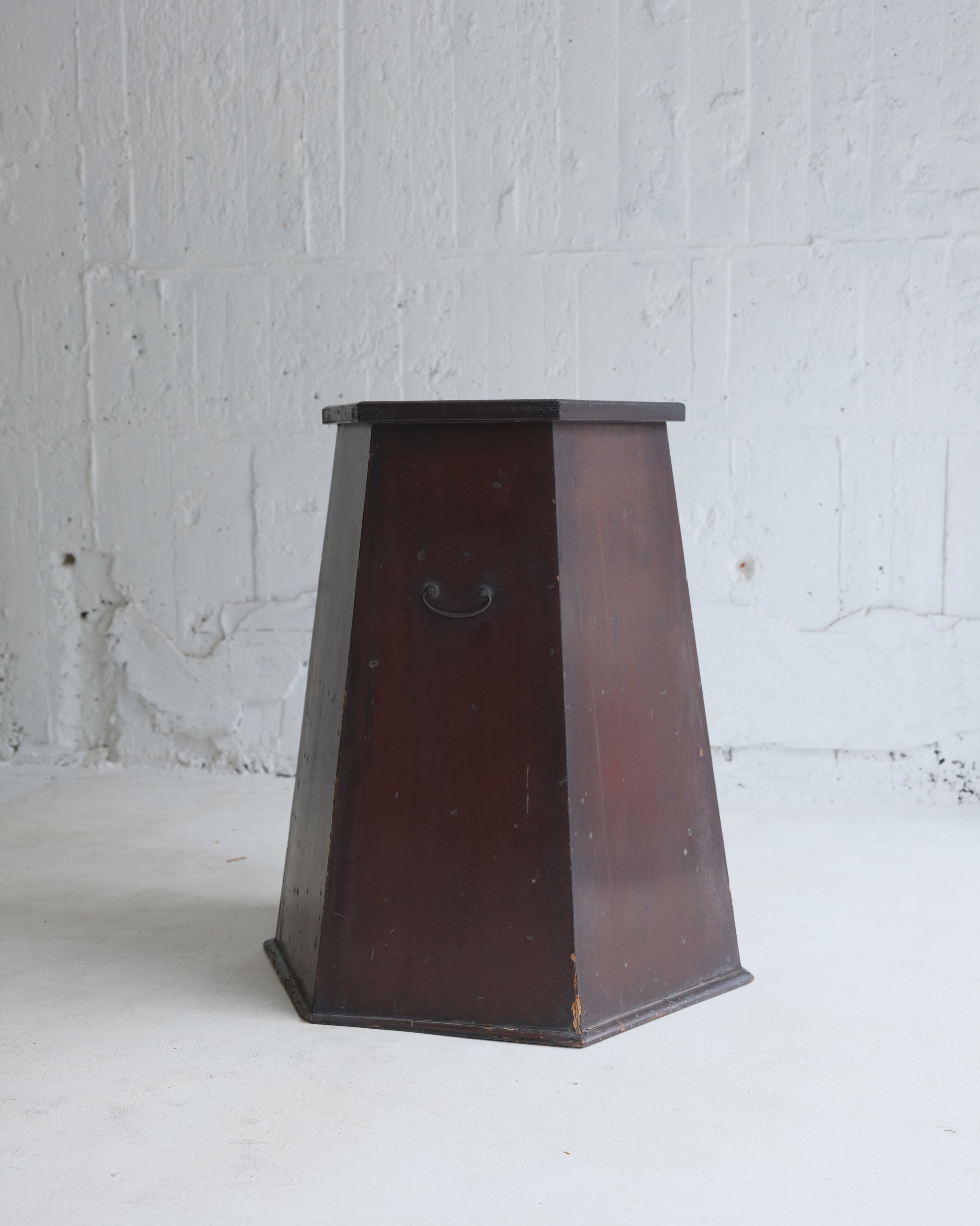 OBJECT/OTHER – DOUGUYA