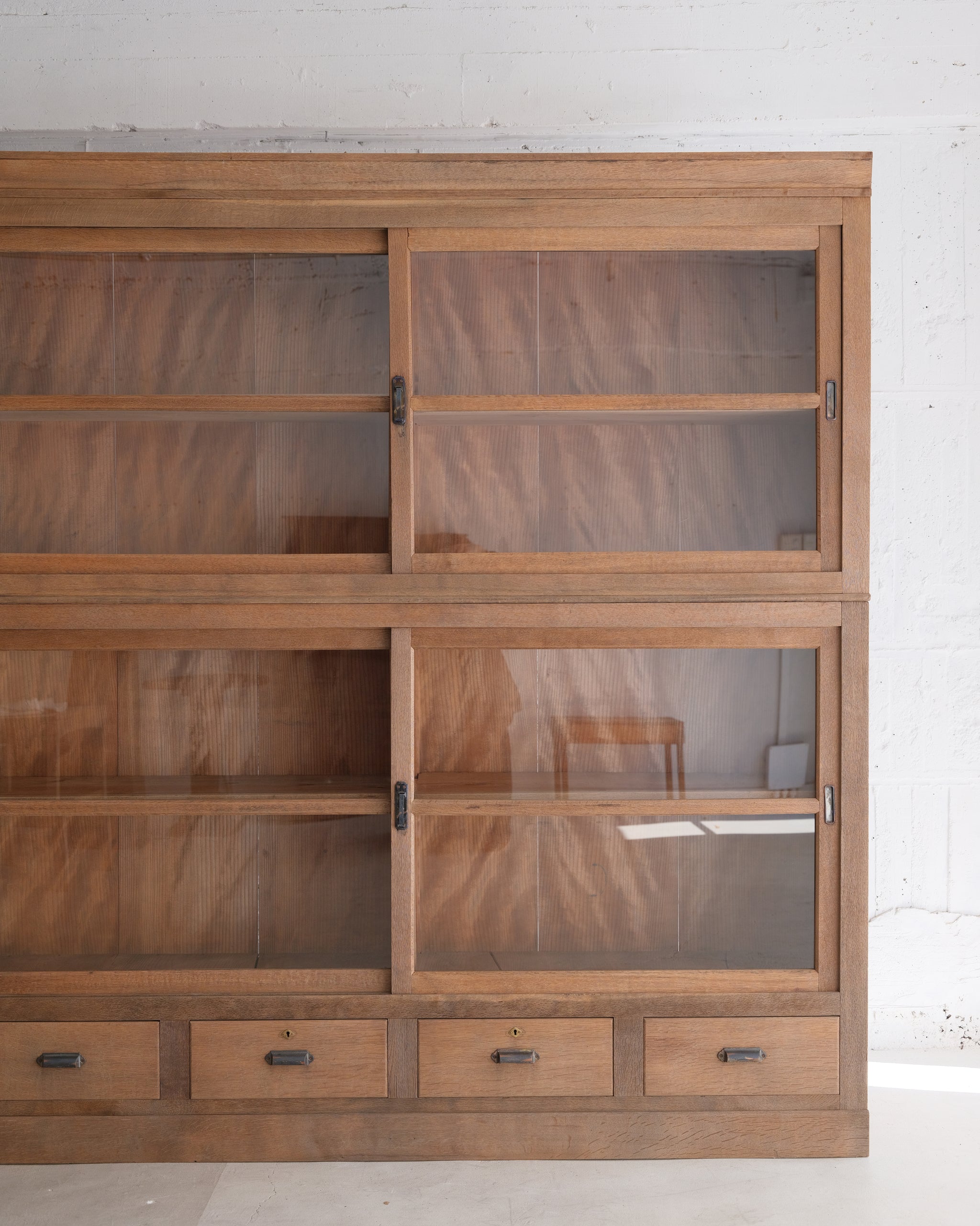富ヶ谷DOUGUYAにて購入、ショーケース DOUGUYA – DEMODE FURNITURE
