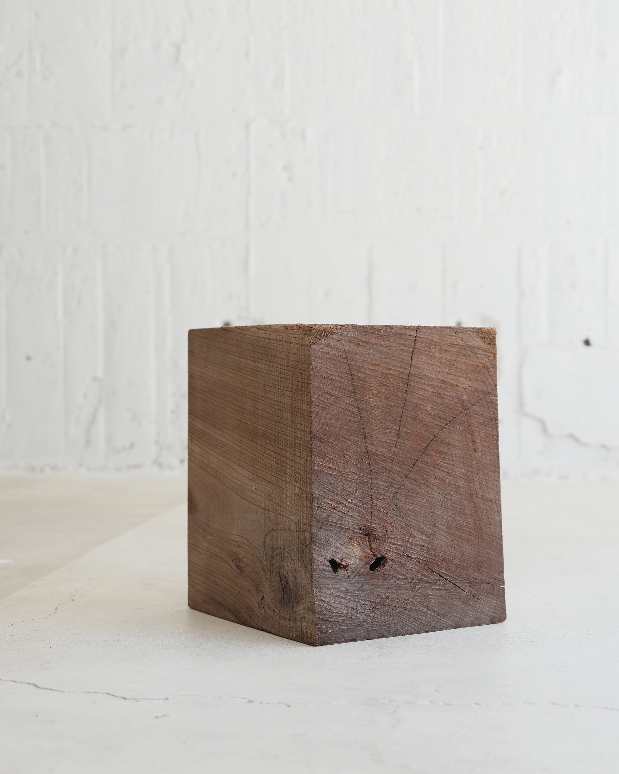 OBJECT/OTHER – DOUGUYA