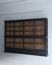 画像をギャラリービューアに読み込む, とても大きな飾り棚
