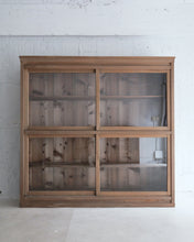 画像をギャラリービューアに読み込む, 大きな飾り棚
