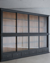 画像をギャラリービューアに読み込む, とても大きな飾り棚
