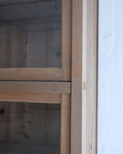 画像をギャラリービューアに読み込む, 大きな飾り棚
