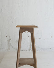 画像をギャラリービューアに読み込む, 花台
